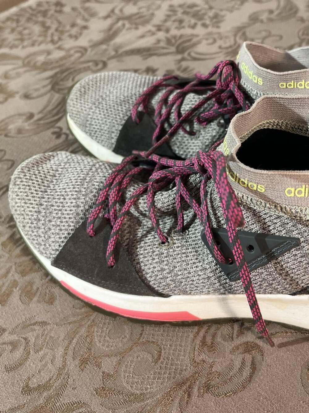 Adidas Women’s Quesa Cloudfoam Running Shoes - Grey - Size 9